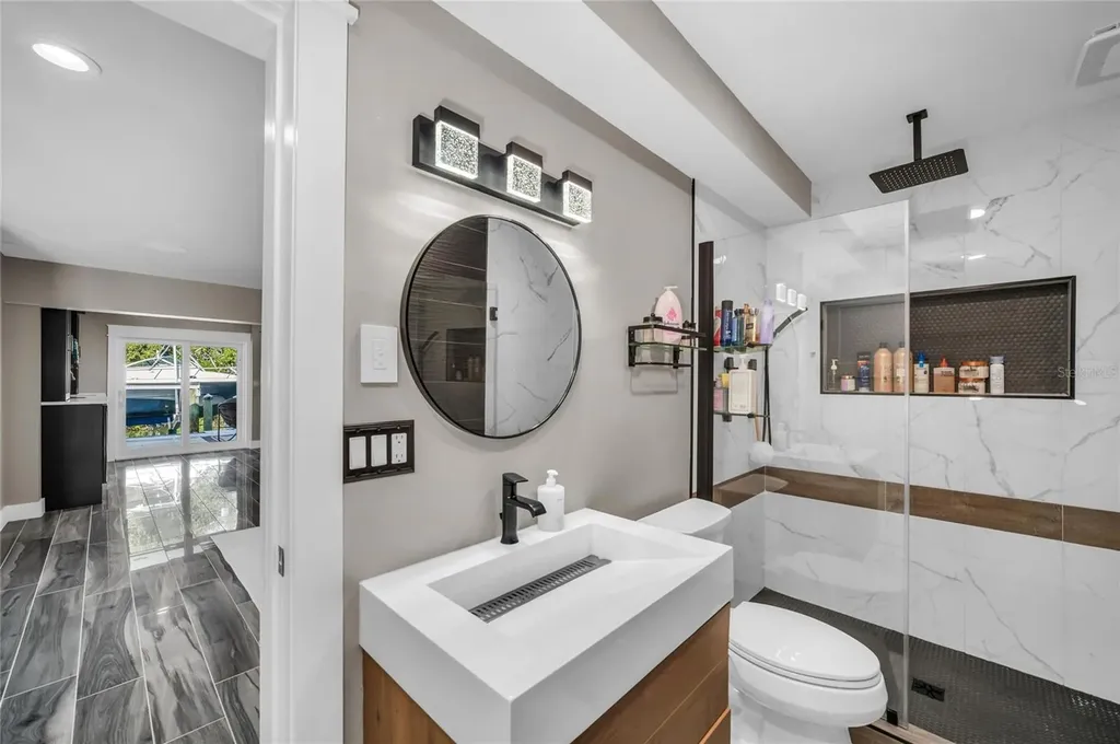 7149 Longboat Drive N Longboat Key FL 34228