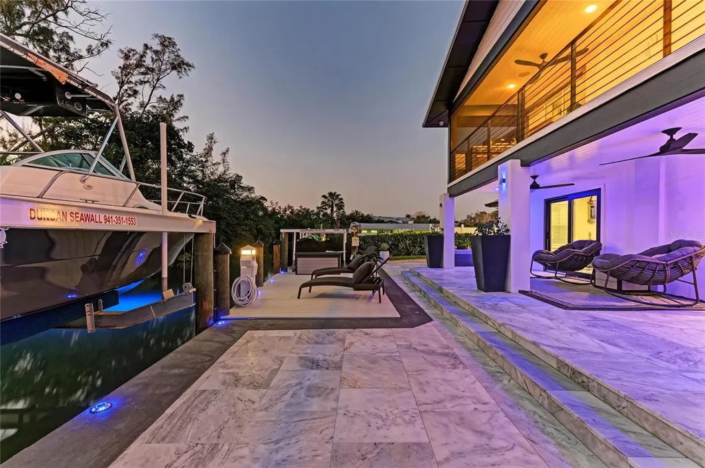 7149 Longboat Drive N Longboat Key FL 34228