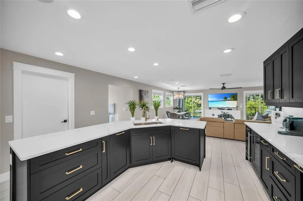 7149 Longboat Drive N Longboat Key FL 34228