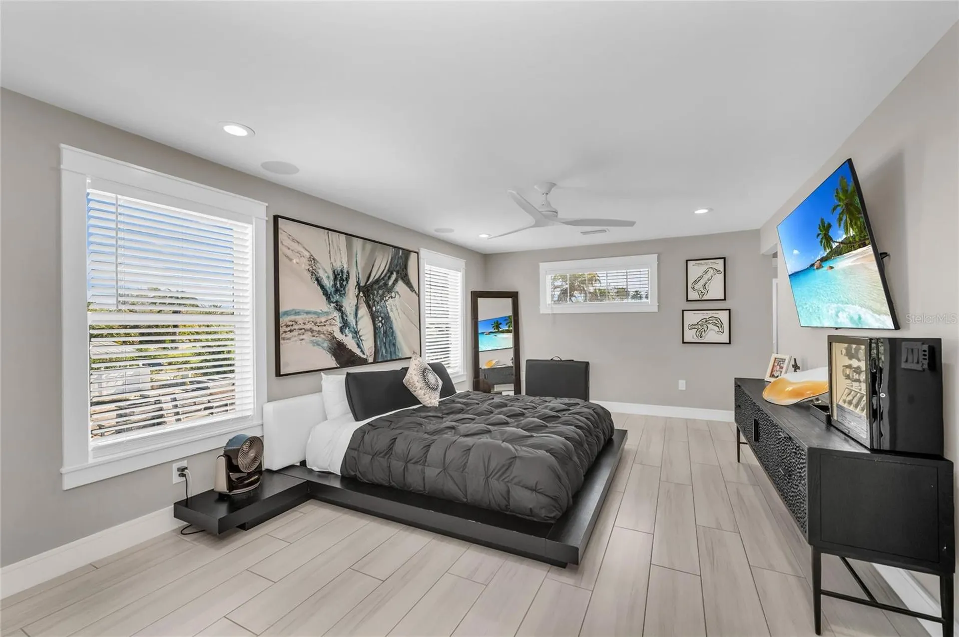 7149 Longboat Drive N Longboat Key FL 34228