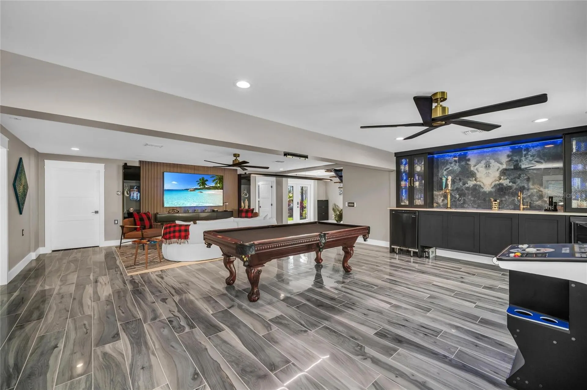 7149 Longboat Drive N Longboat Key FL 34228