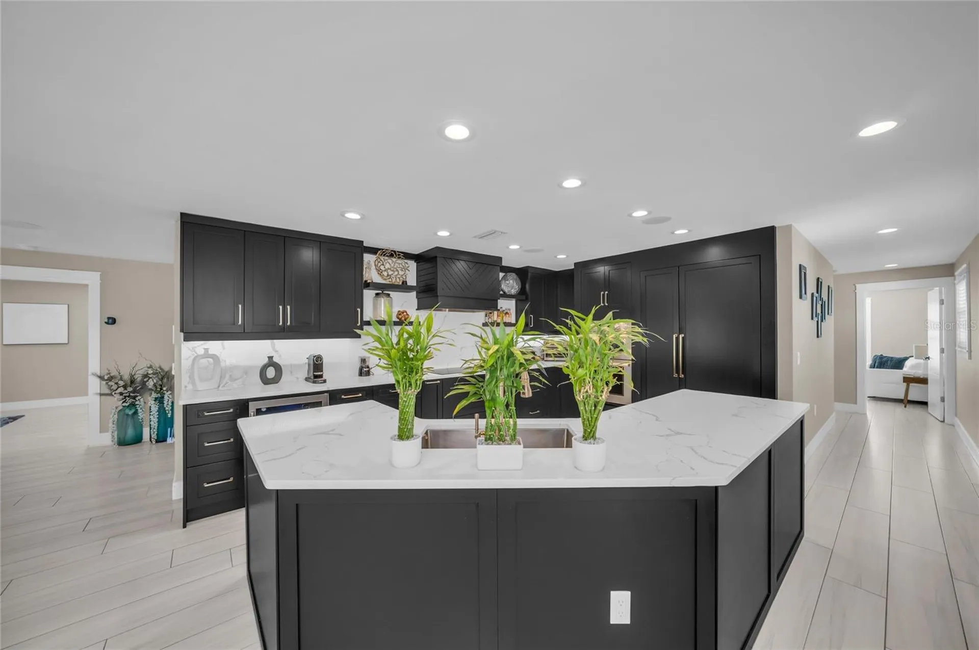 7149 Longboat Drive N Longboat Key FL 34228