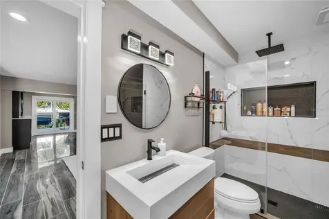 7149 Longboat Drive N Longboat Key FL 34228