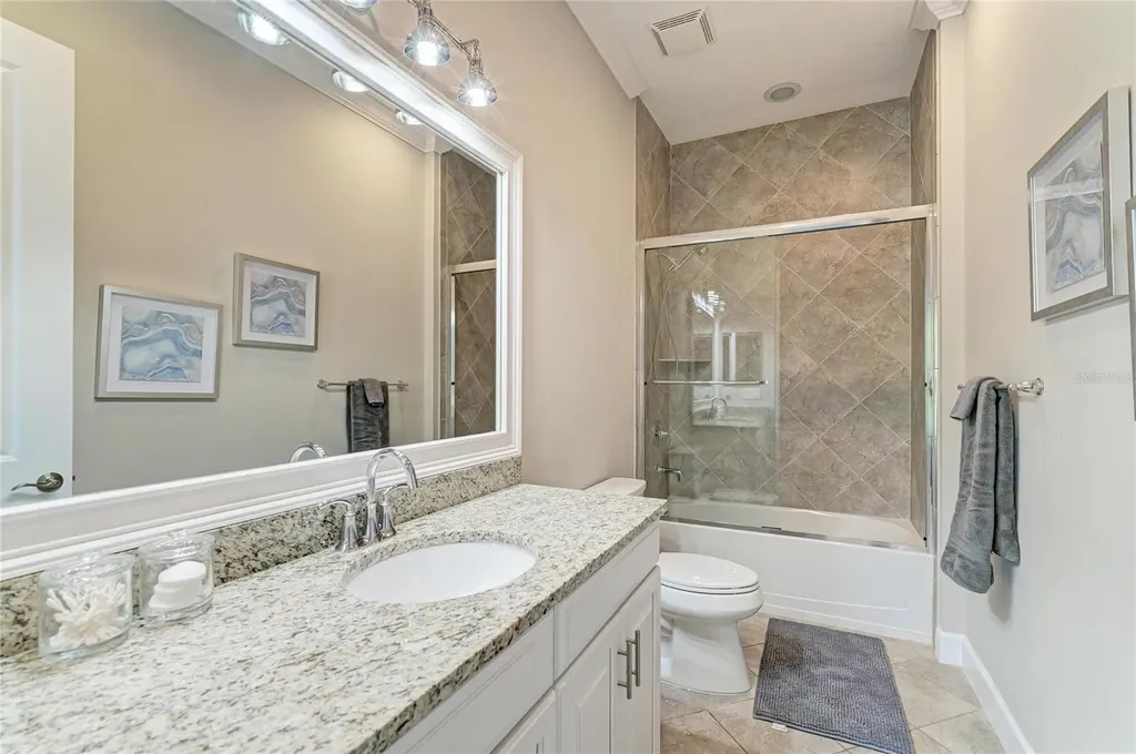 348 Sapphire Lake Drive Bradenton FL 34209