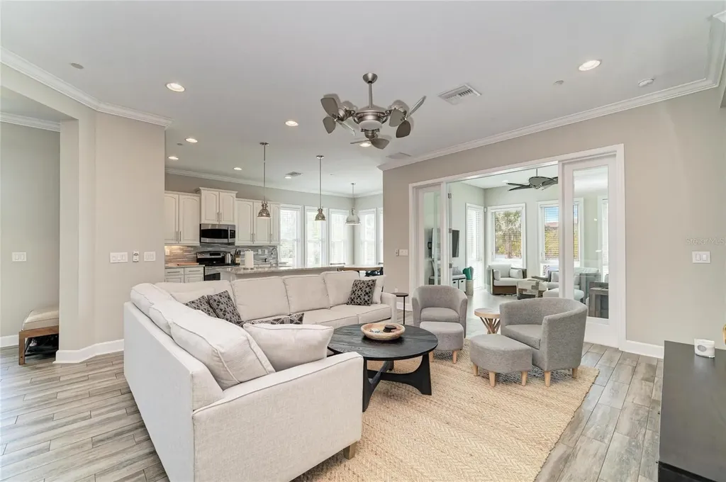348 Sapphire Lake Drive Bradenton FL 34209