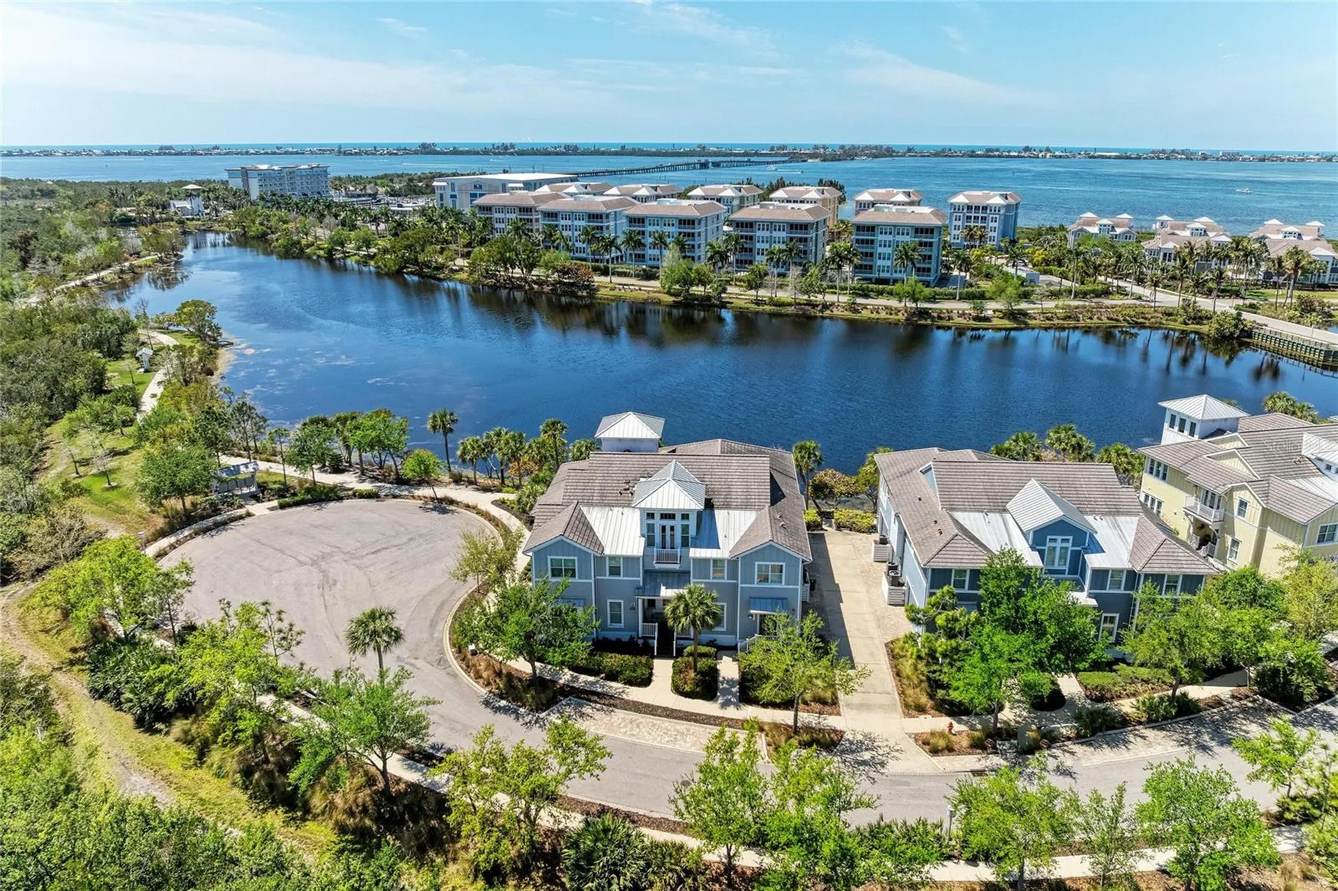 348 Sapphire Lake Drive Bradenton FL 34209