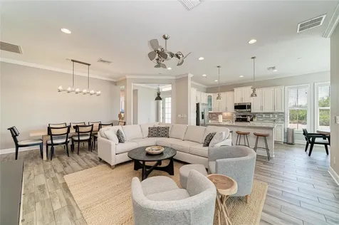 348 Sapphire Lake Drive Bradenton FL 34209