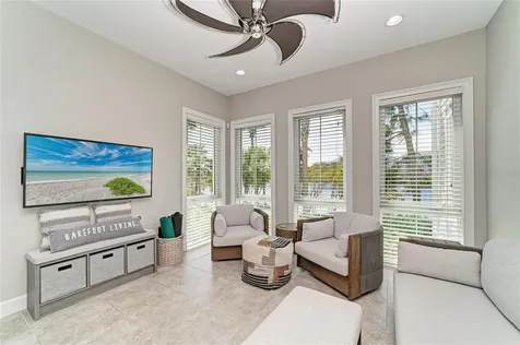 348 Sapphire Lake Drive Bradenton FL 34209