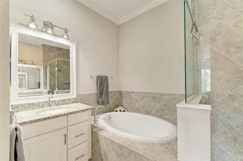 348 Sapphire Lake Drive Bradenton FL 34209