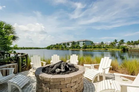 348 Sapphire Lake Drive Bradenton FL 34209