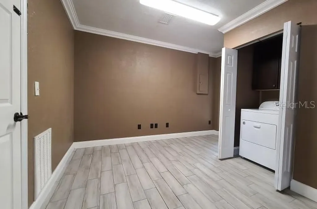1742 Cardinal Drive Clearwater FL 33759