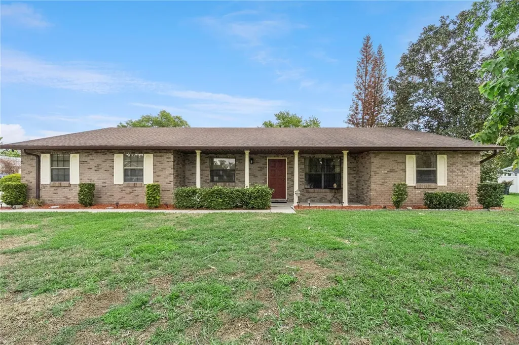 2867 Longleaf Court Kissimmee FL 34746