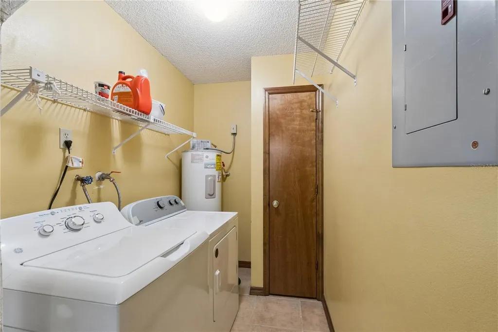 2867 Longleaf Court Kissimmee FL 34746
