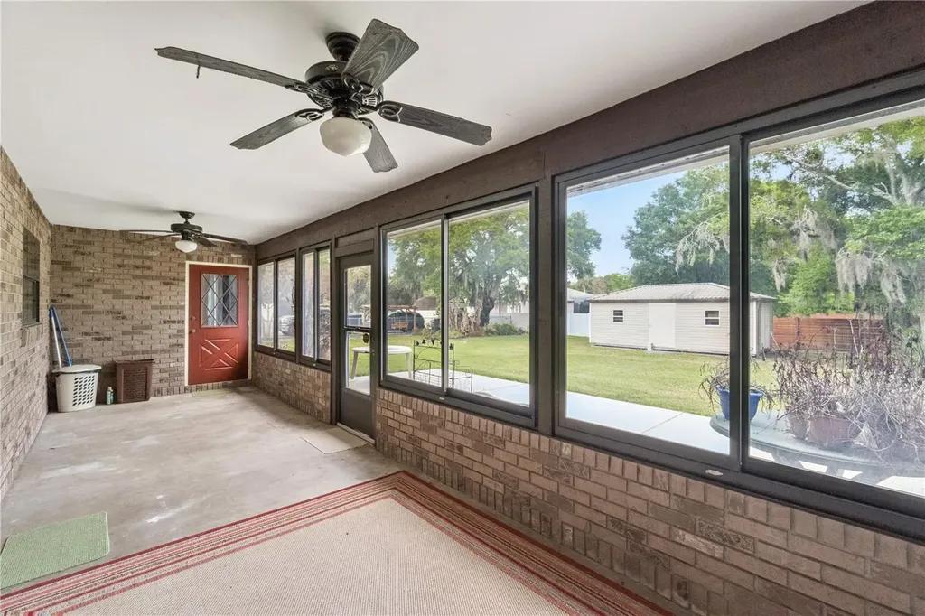 2867 Longleaf Court Kissimmee FL 34746