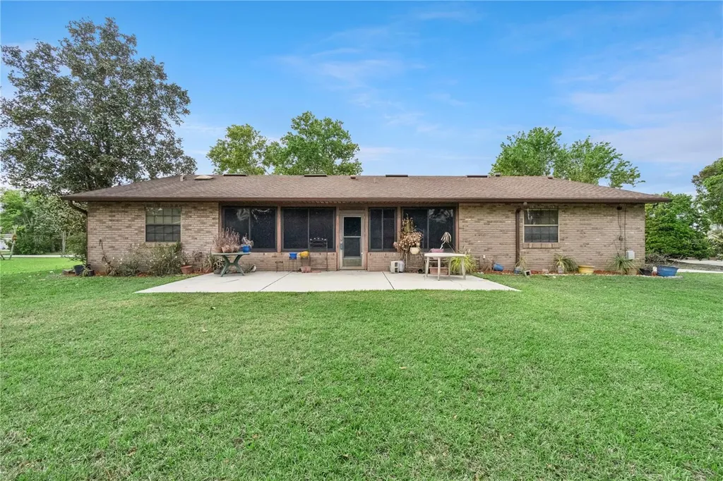 2867 Longleaf Court Kissimmee FL 34746