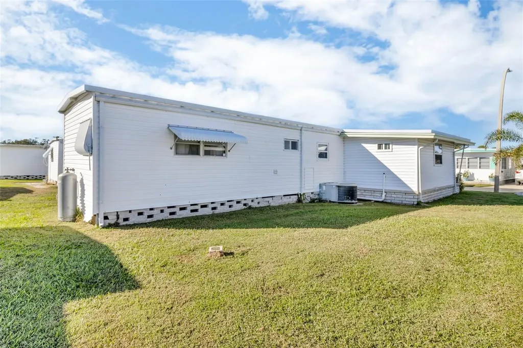 11200 Walsingham Road Largo FL 33778