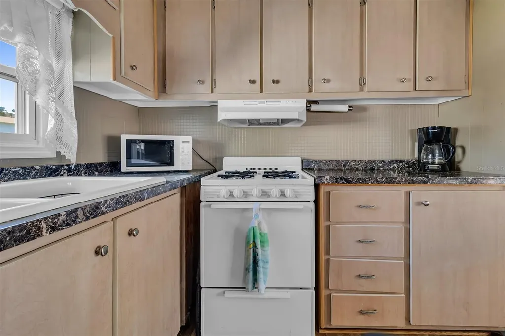 11200 Walsingham Road Largo FL 33778