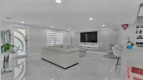 15810 Sea Oats Place Tampa FL 33624