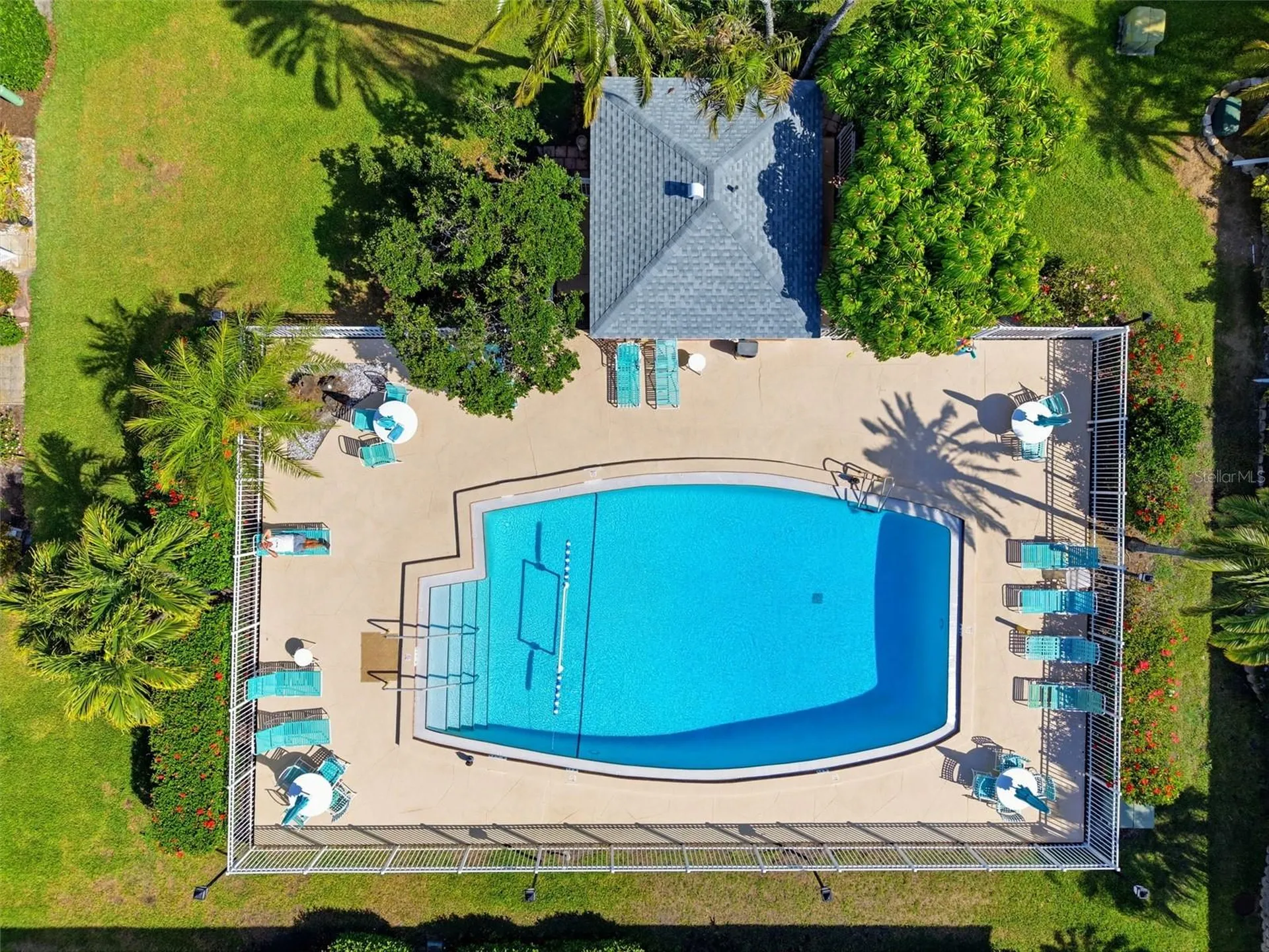 3810 37th Street S St Petersburg FL 33711