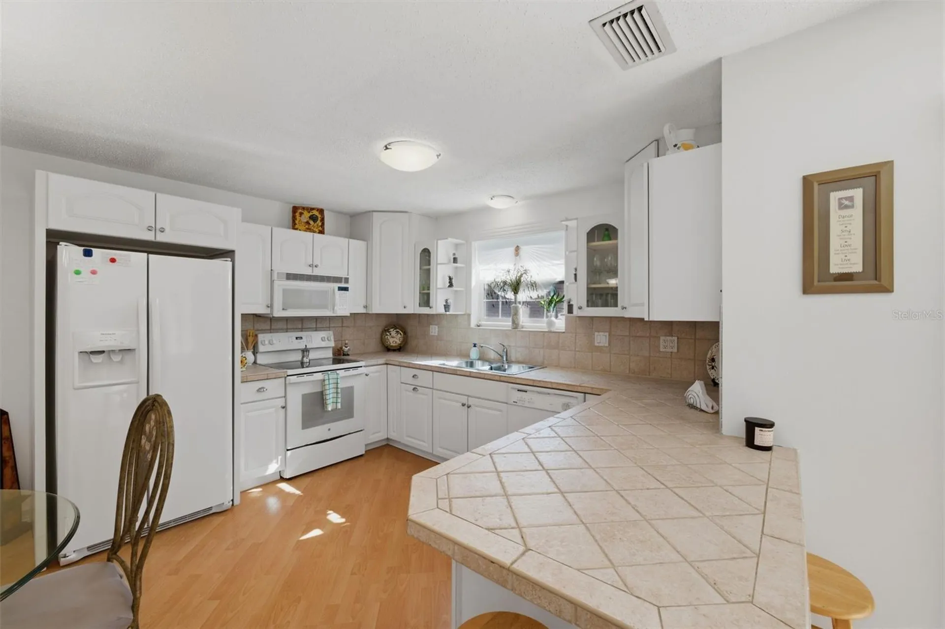 3810 37th Street S St Petersburg FL 33711