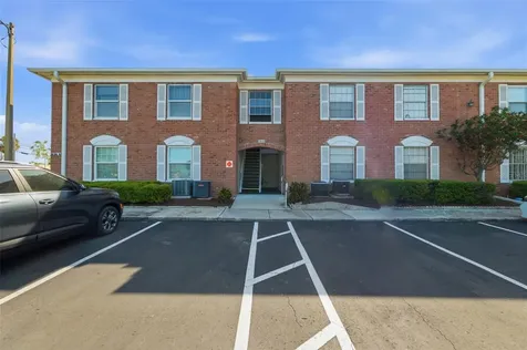 3810 37th Street S St Petersburg FL 33711