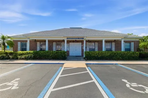 3810 37th Street S St Petersburg FL 33711