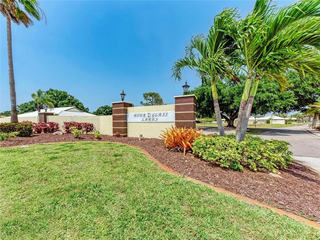 137 Drifting Sands Drive Venice FL 34293
