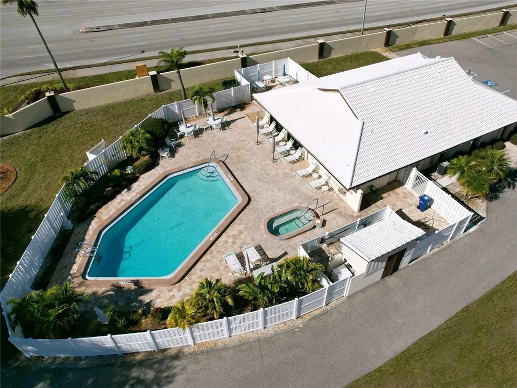 137 Drifting Sands Drive Venice FL 34293
