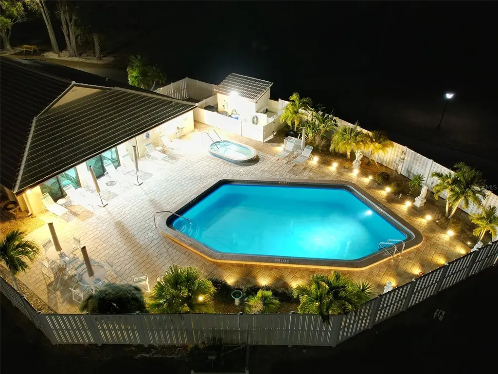 137 Drifting Sands Drive Venice FL 34293