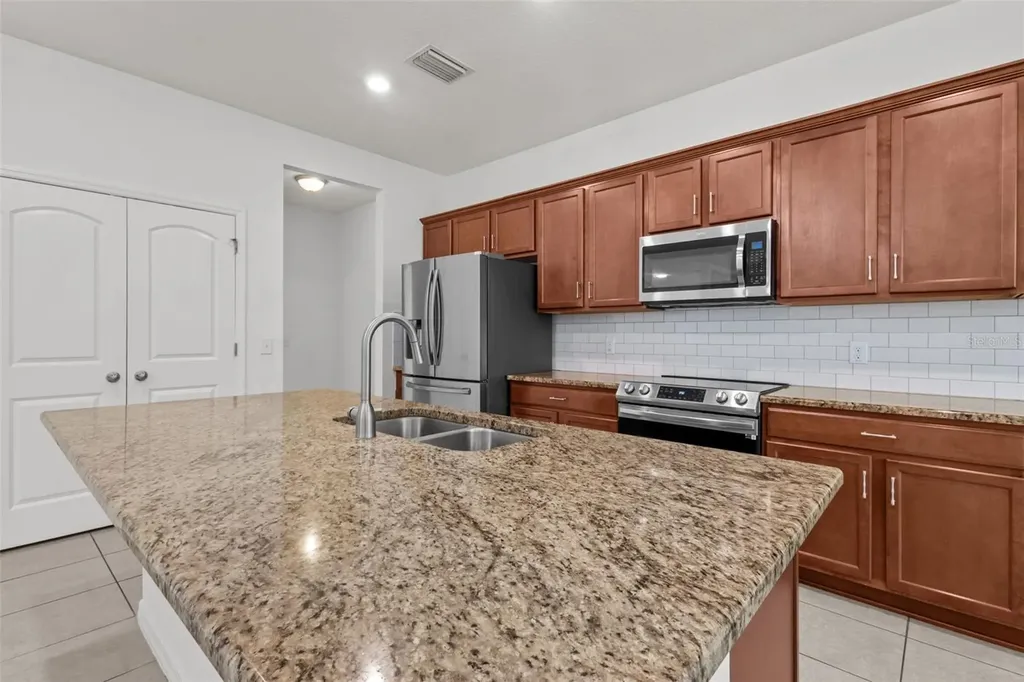 12124 Lake Boulevard Trinity FL 34655