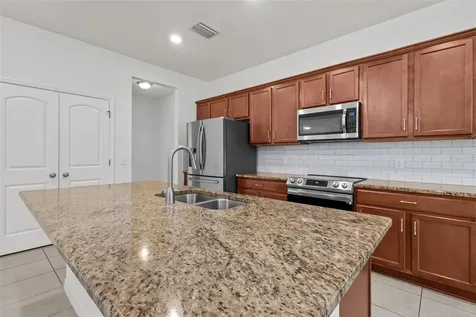 12124 Lake Boulevard Trinity FL 34655