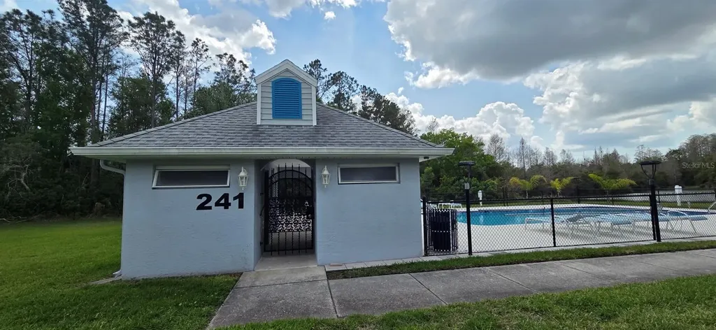 208 Hemingway Drive Oldsmar FL 34677