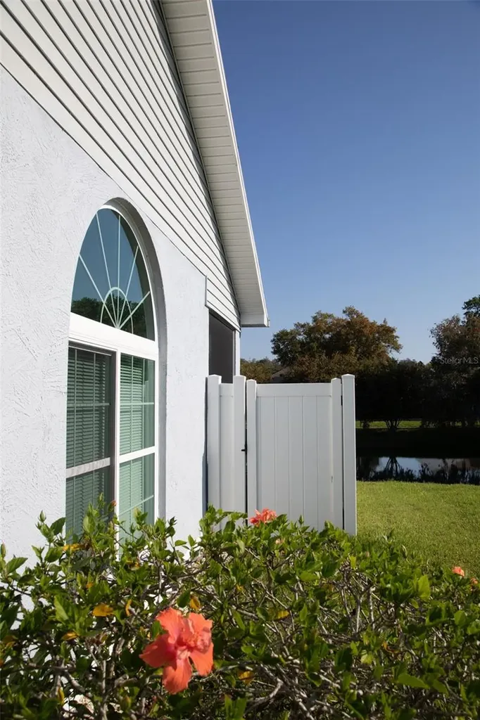 208 Hemingway Drive Oldsmar FL 34677