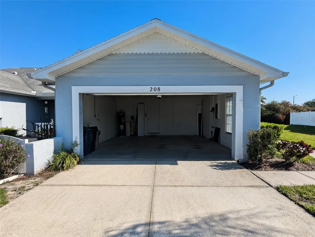 208 Hemingway Drive Oldsmar FL 34677