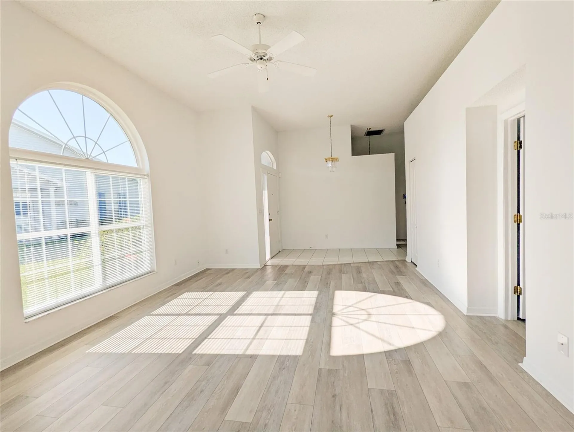 208 Hemingway Drive Oldsmar FL 34677