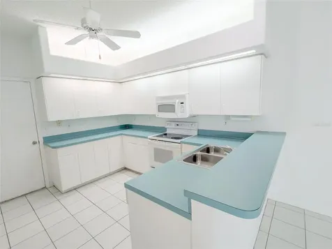 208 Hemingway Drive Oldsmar FL 34677