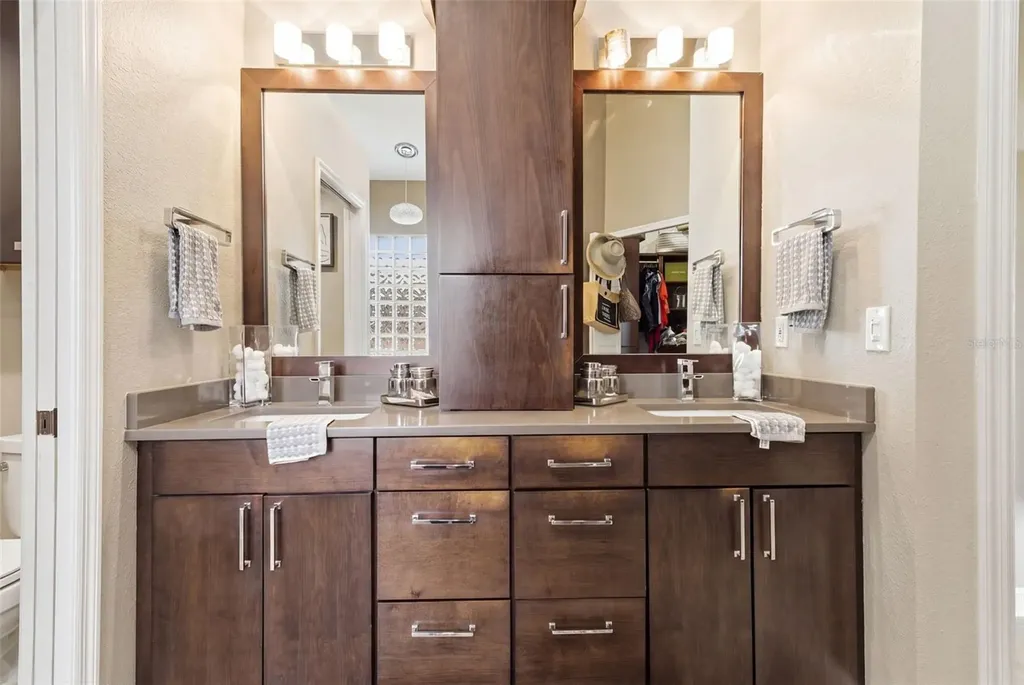 1754 Wood Brook Street Tarpon Springs FL 34689