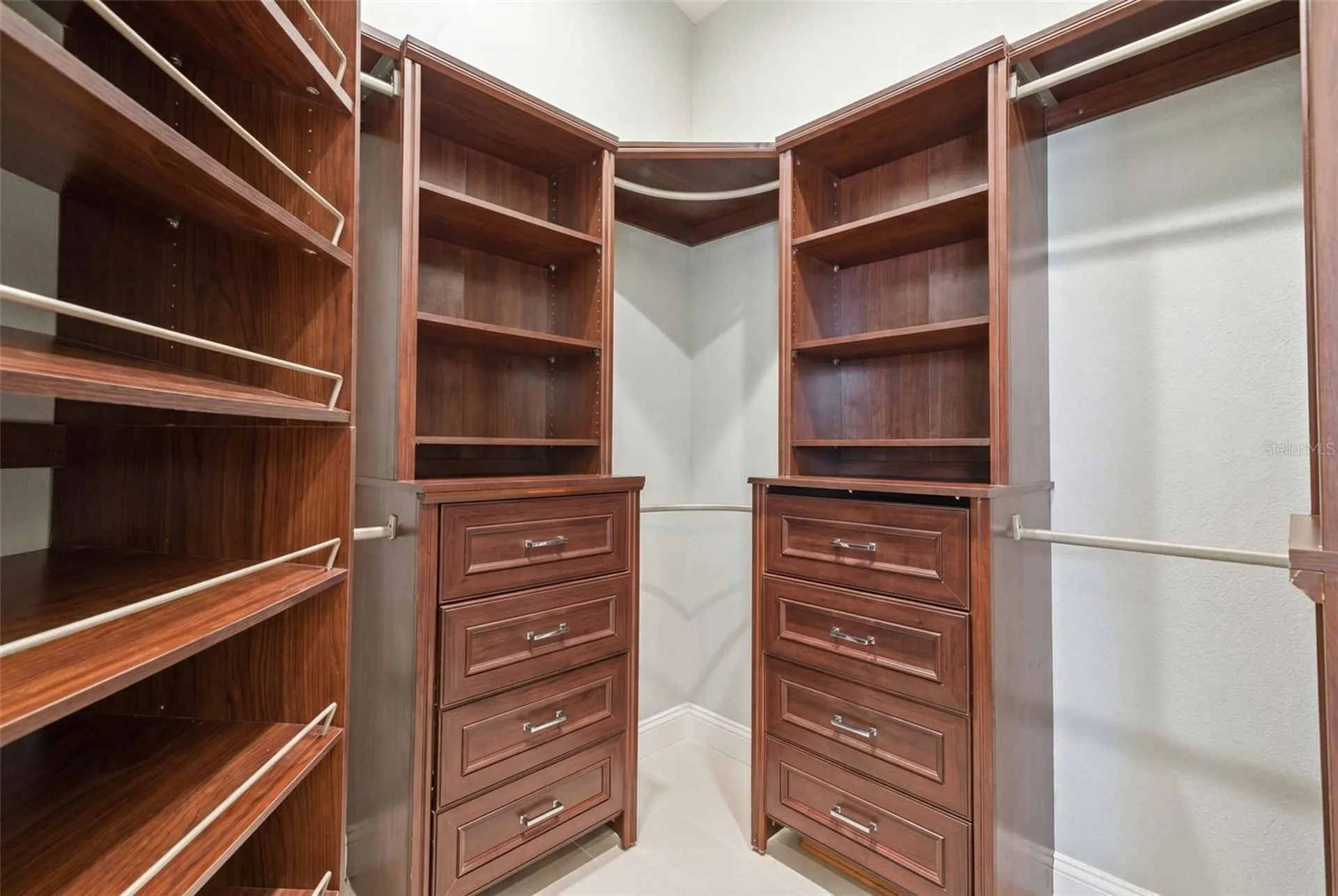 1754 Wood Brook Street Tarpon Springs FL 34689