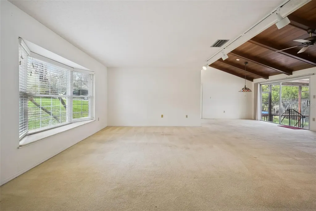 2874 E Crooked Lake Drive Eustis FL 32726