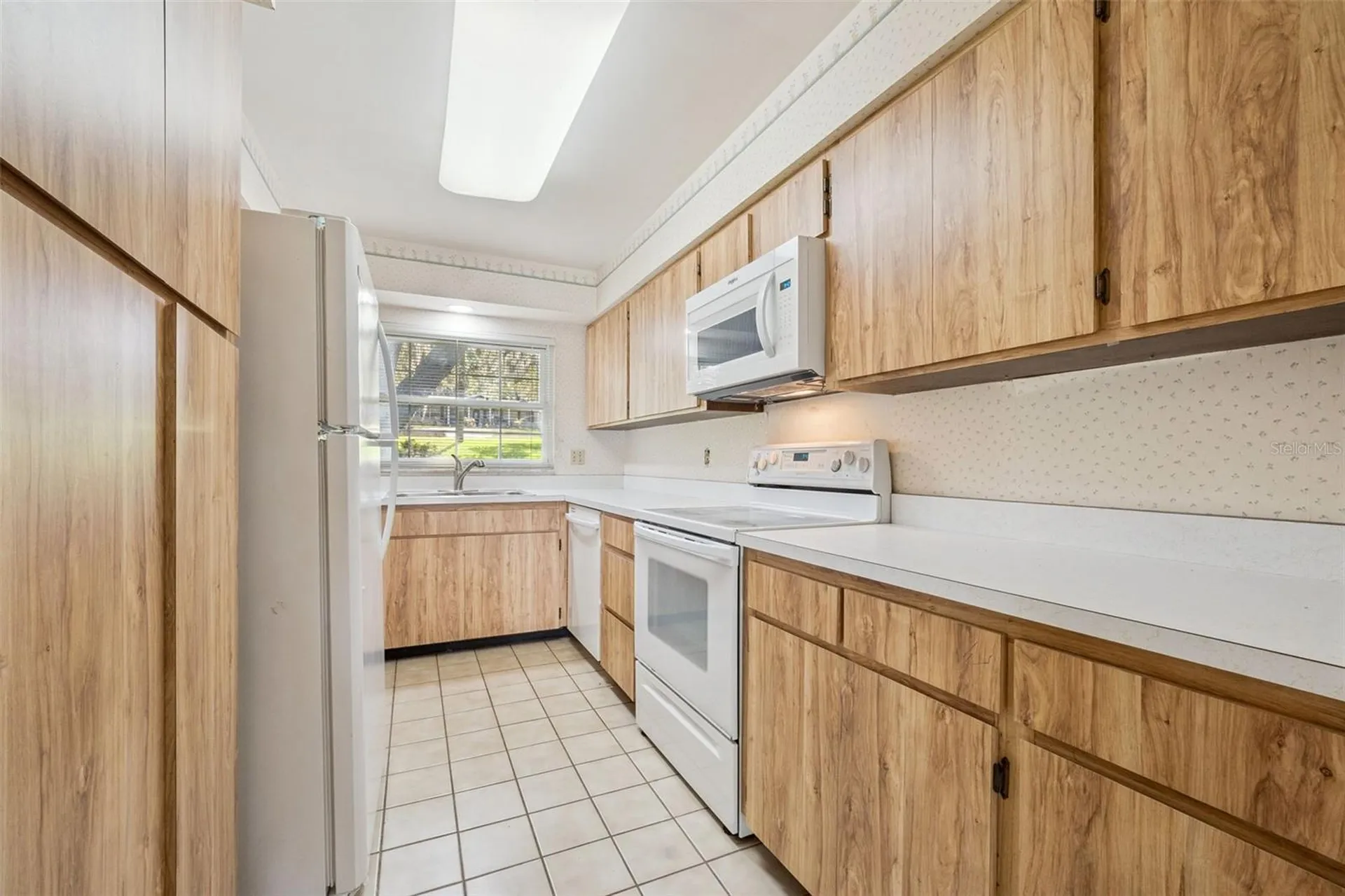 2874 E Crooked Lake Drive Eustis FL 32726