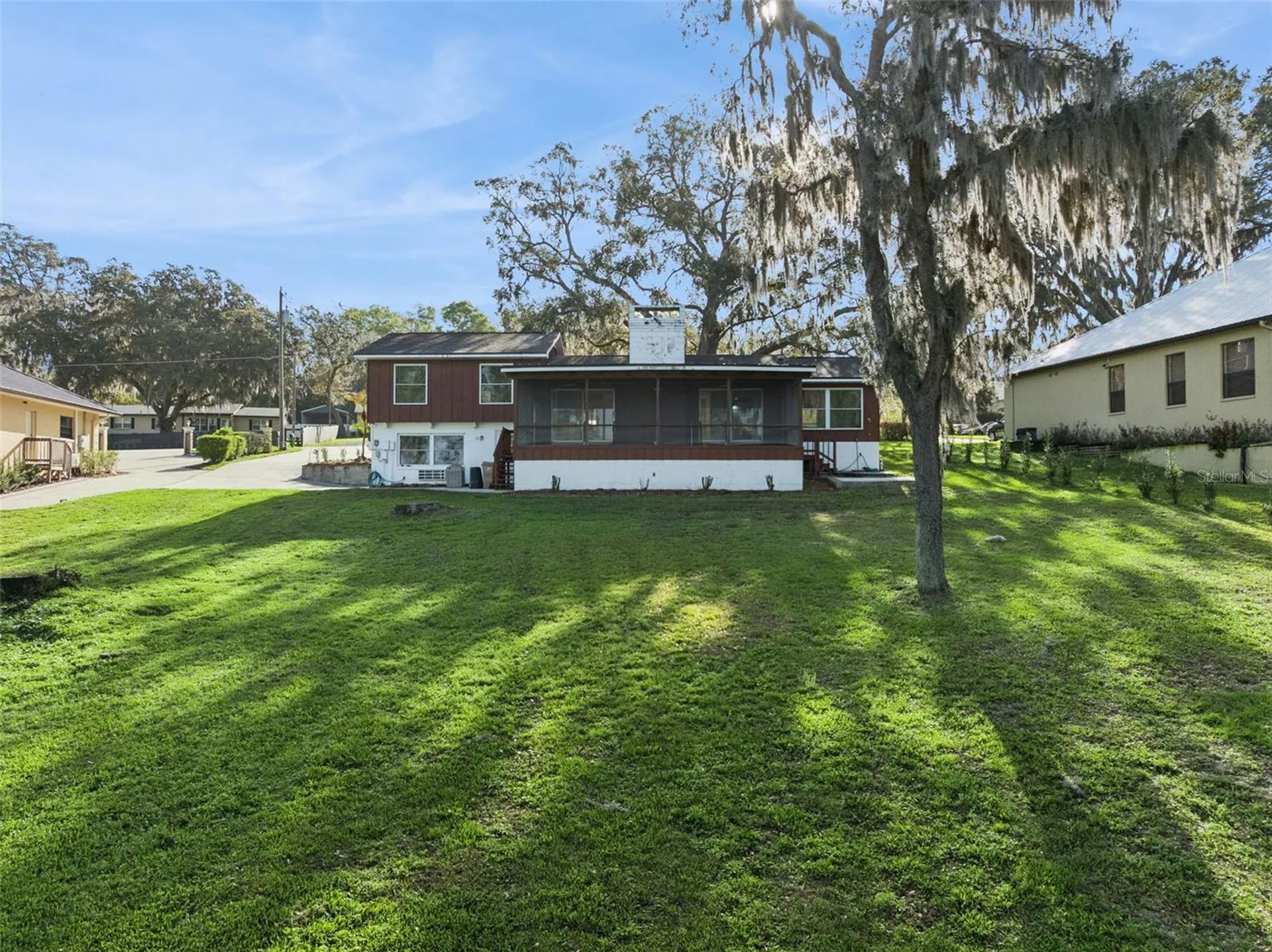 2874 E Crooked Lake Drive Eustis FL 32726