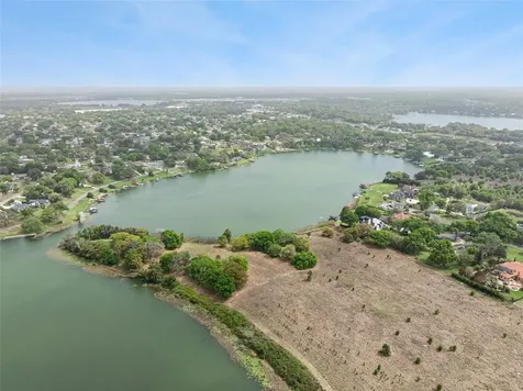 2874 E Crooked Lake Drive Eustis FL 32726
