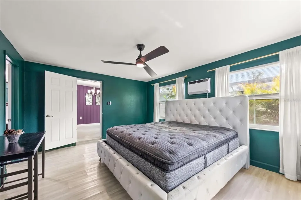 611 11th Street NW Largo FL 33770