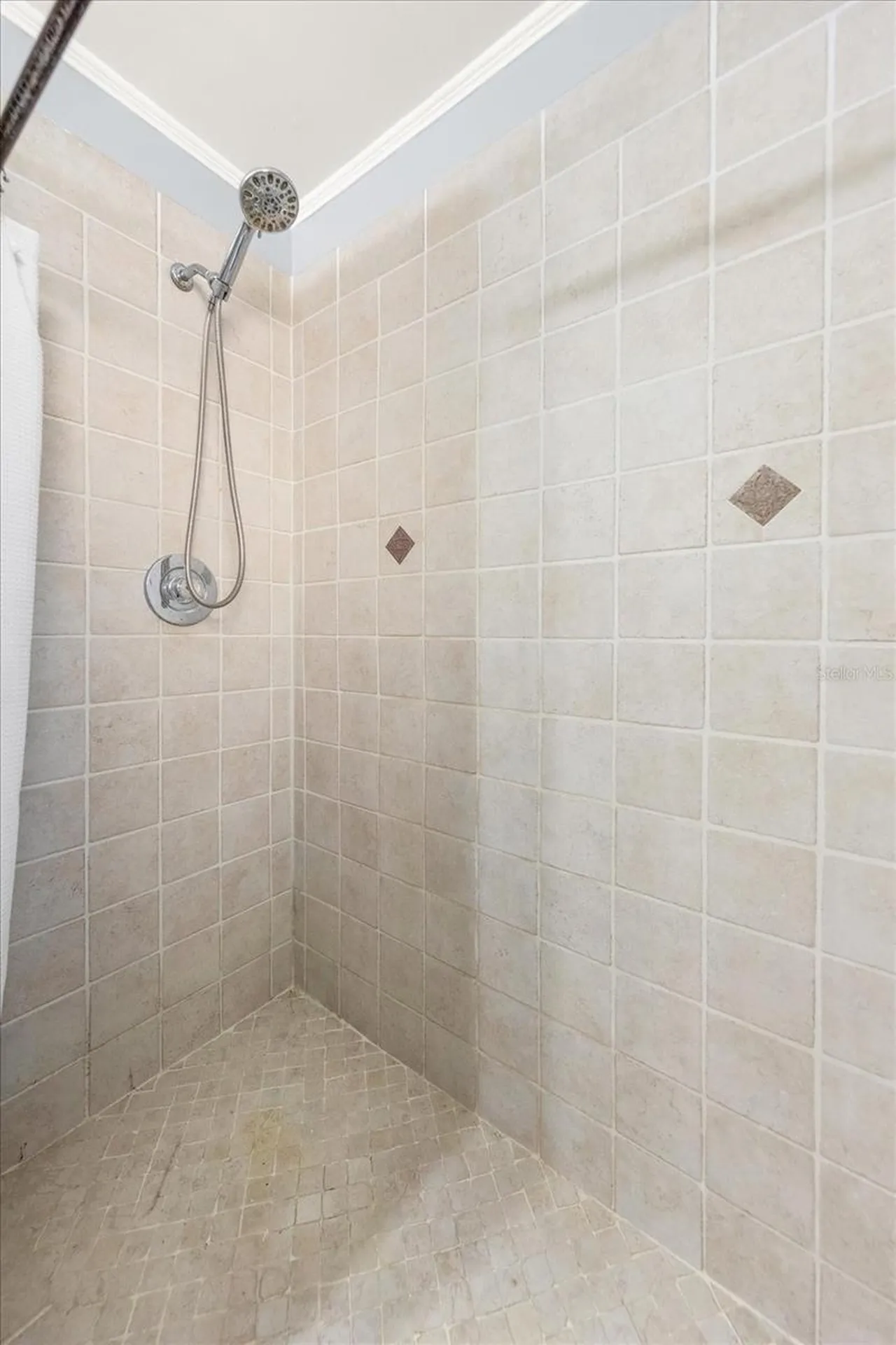 611 11th Street NW Largo FL 33770