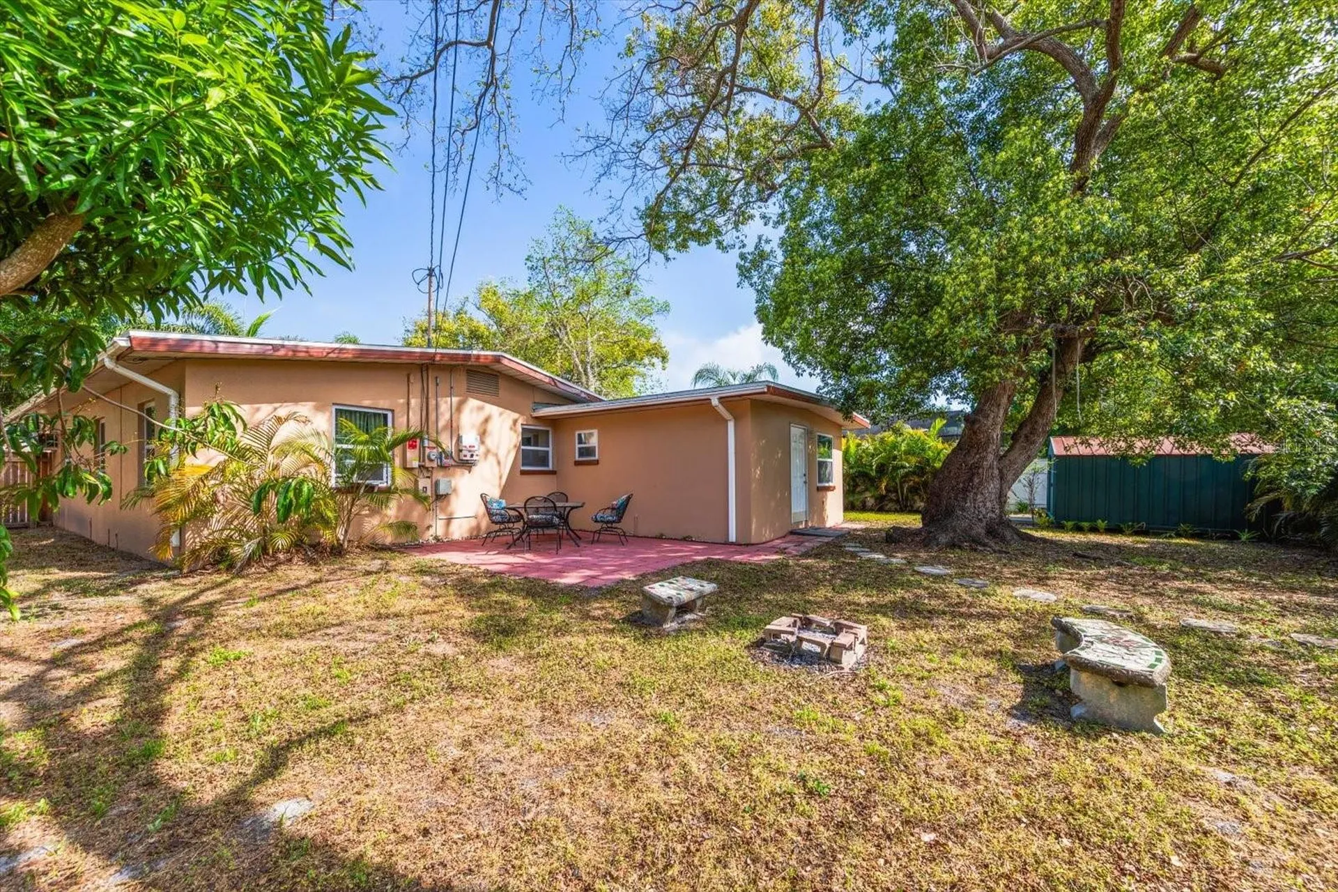 611 11th Street NW Largo FL 33770
