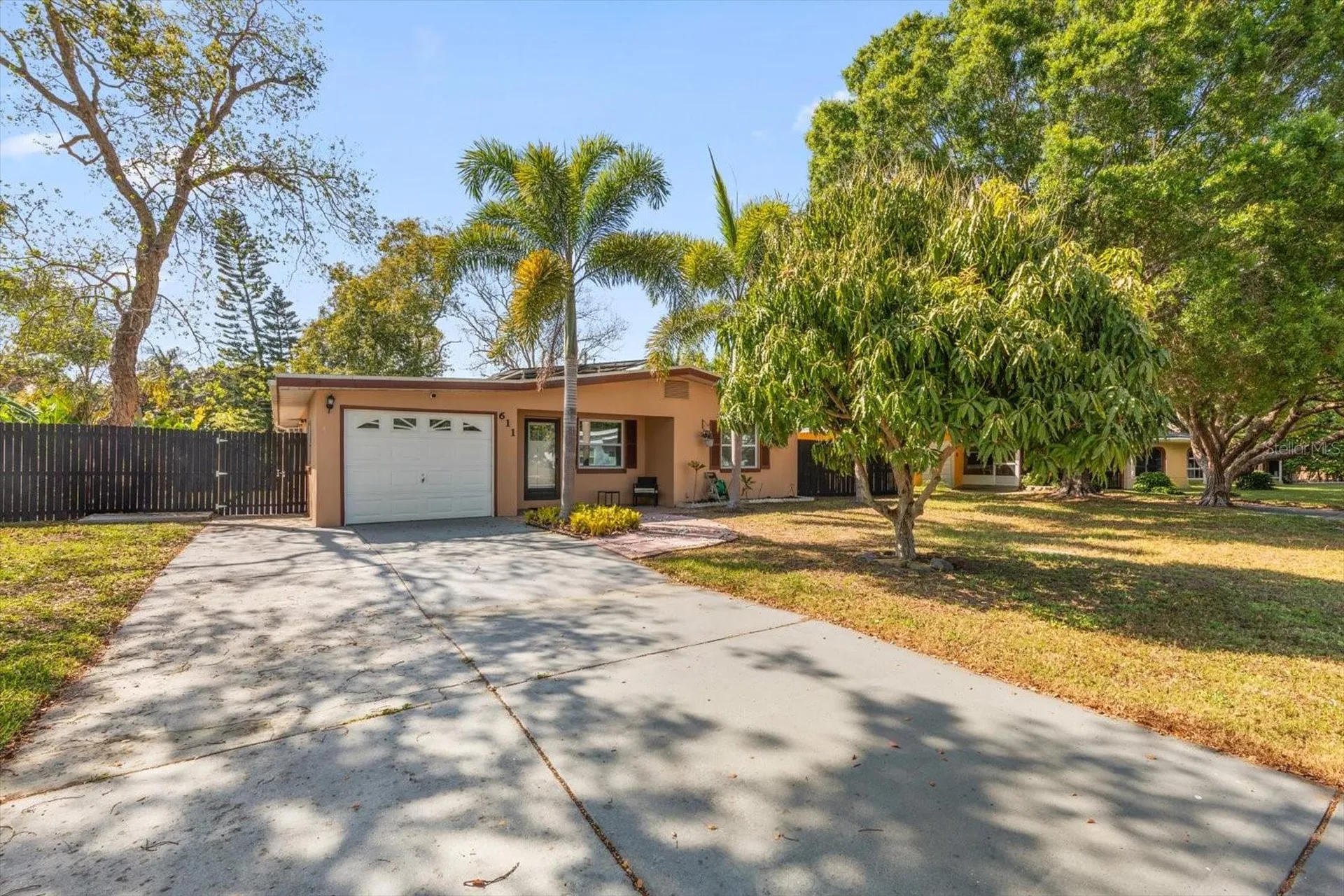 611 11th Street NW Largo FL 33770