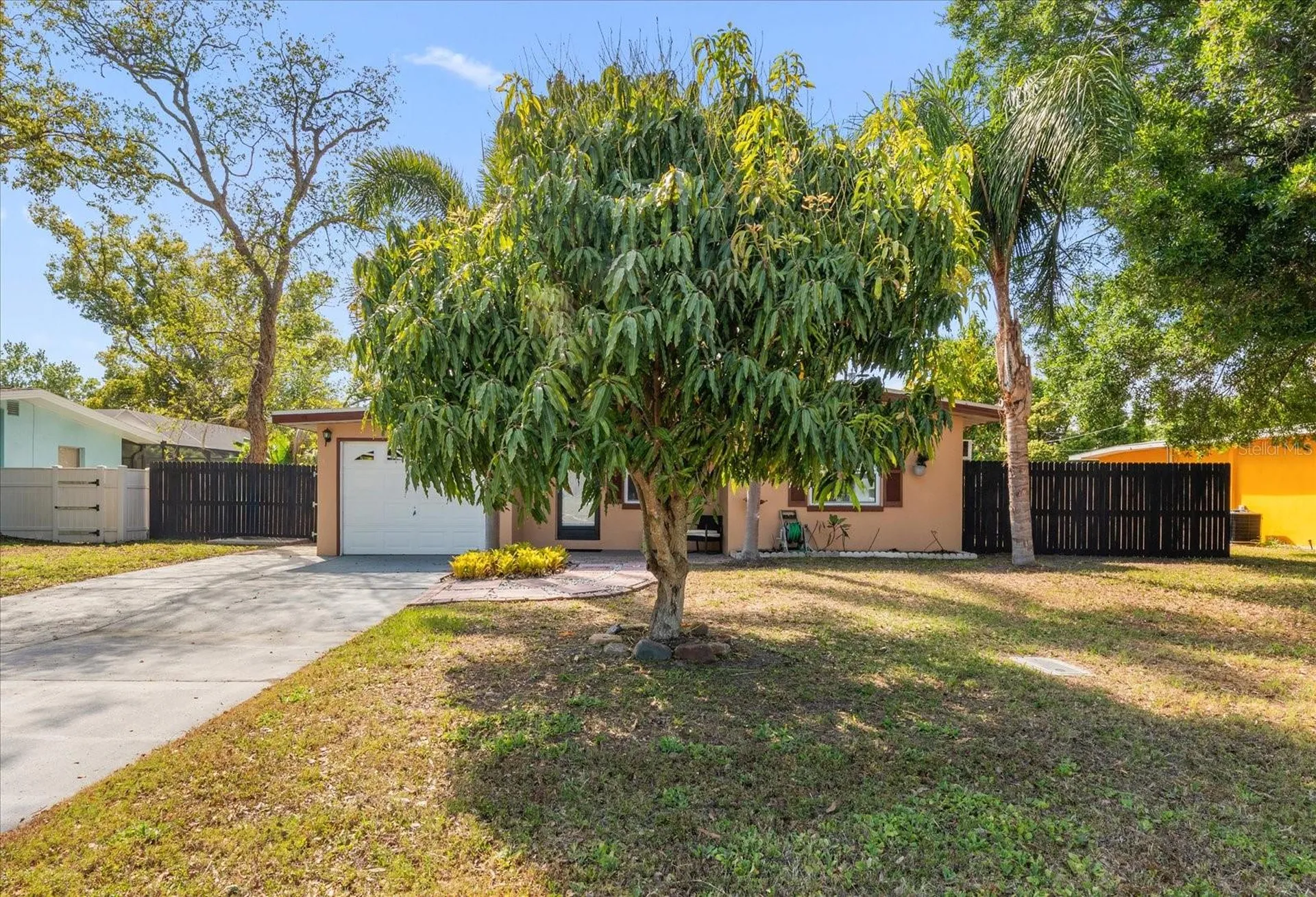 611 11th Street NW Largo FL 33770