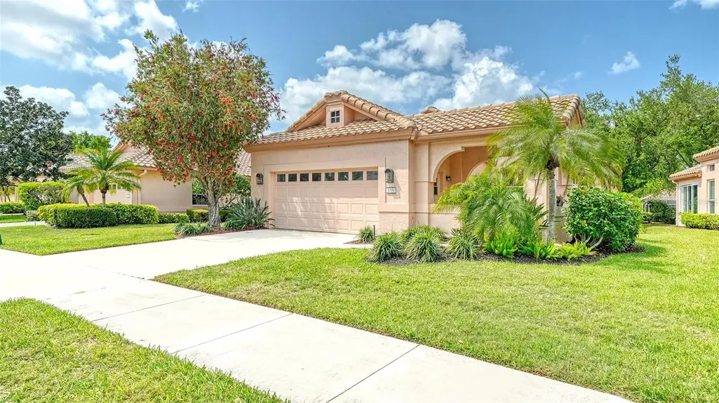 3799 Mira Lago Drive Sarasota FL 34238