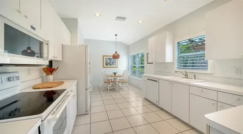 3799 Mira Lago Drive Sarasota FL 34238