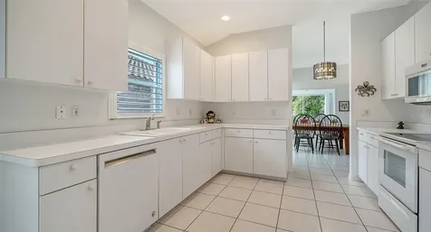 3799 Mira Lago Drive Sarasota FL 34238